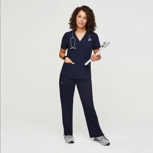 FIGS SCRUB SET- Navy Blue